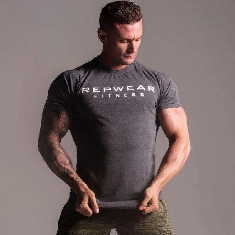 Herren Kurzarm Oansatz Baumwolle T-shirt 2018 Neue Fitnessstudios Fitness Bodybuilding T-shirt Männlich Sommer Casual Fashion T Tops Kleidung