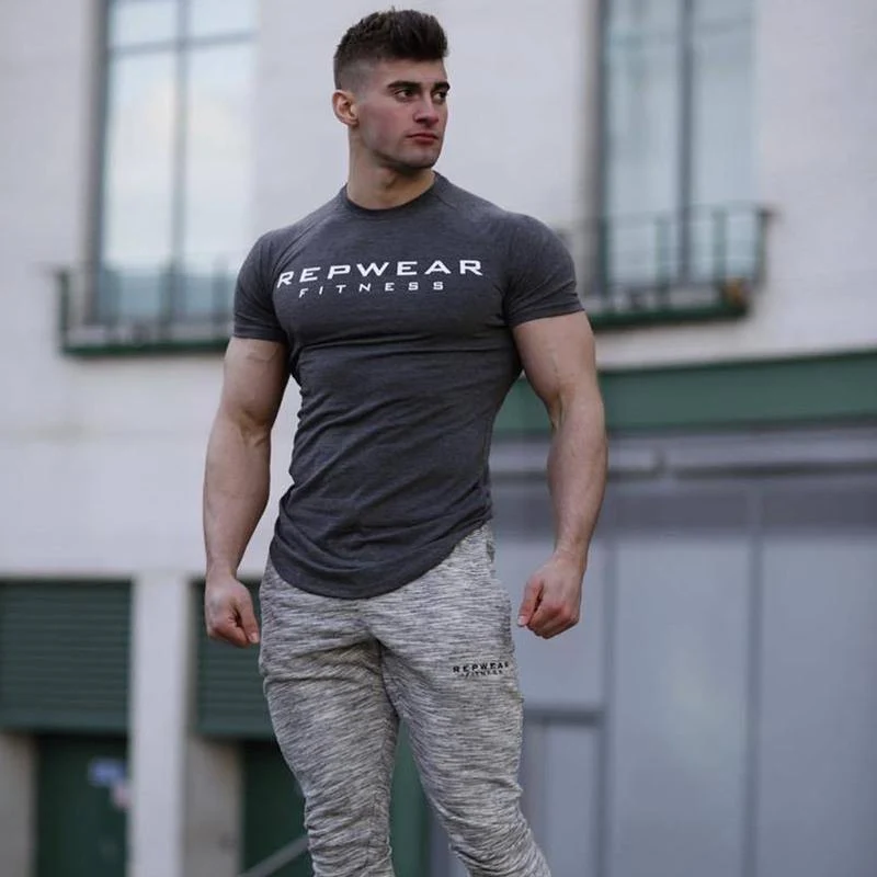 Herren Kurzarm Oansatz Baumwolle T-shirt 2018 Neue Fitnessstudios Fitness Bodybuilding T-shirt Männlich Sommer Casual Fashion T Tops Kleidung