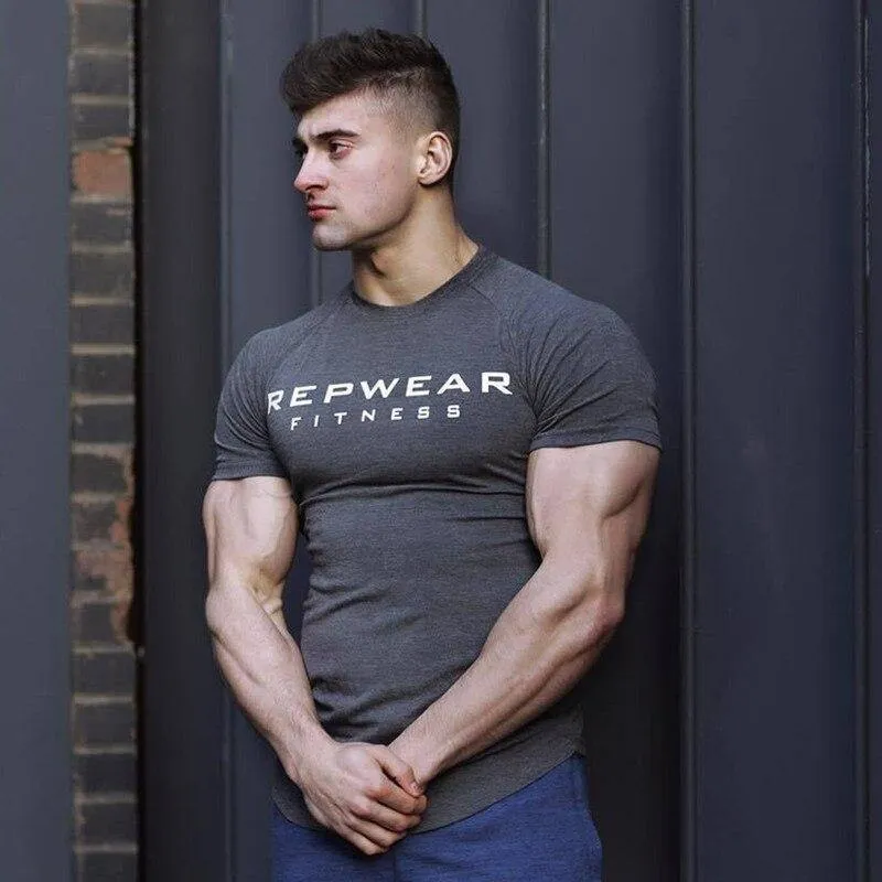 Herren Kurzarm Oansatz Baumwolle T-shirt 2018 Neue Fitnessstudios Fitness Bodybuilding T-shirt Männlich Sommer Casual Fashion T Tops Kleidung