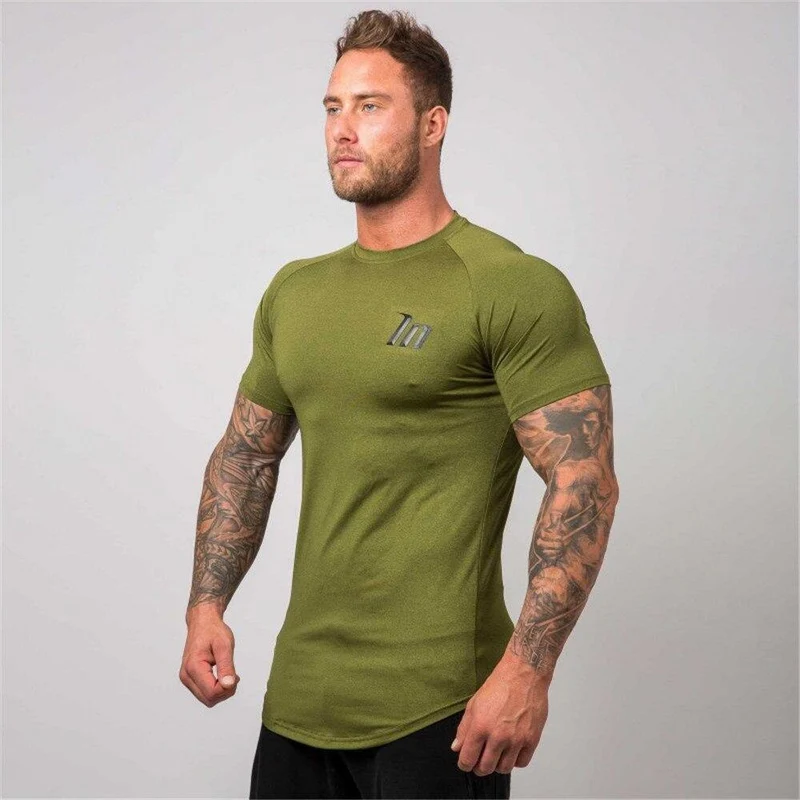 Superelastic Schnelltrocknendes T-Shirt Herren Fitness Fitness Bodybuilding T-Shirt Skinny T-Shirt Tops Sommer Männlich Jogger Workout Kleidung