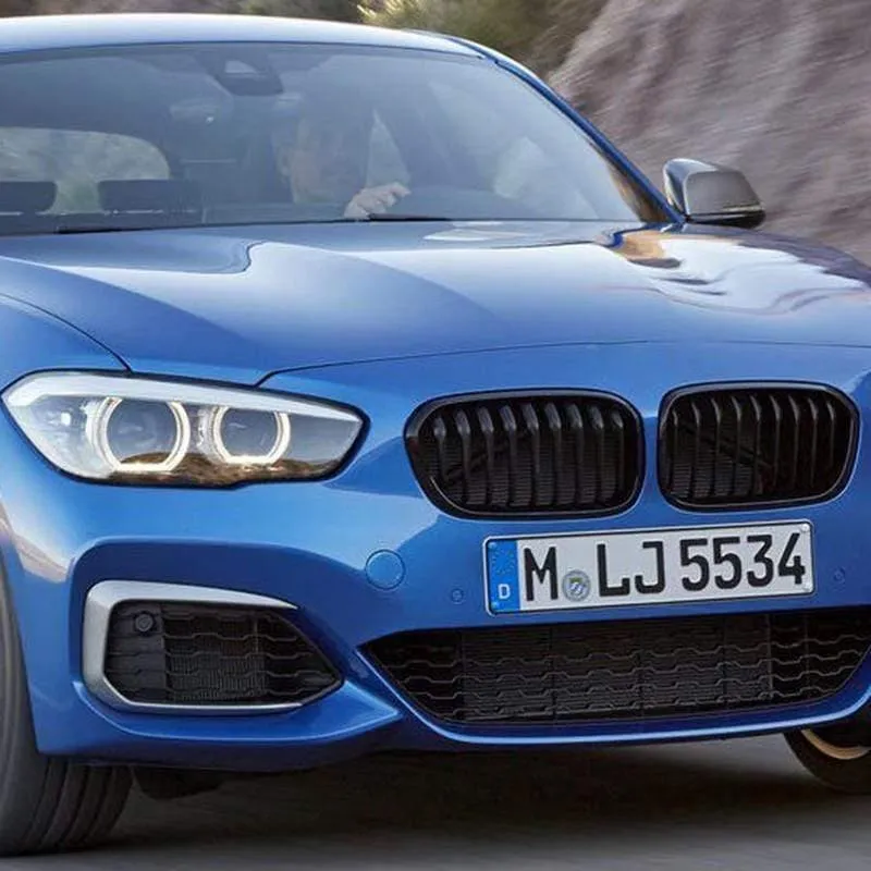 Helles Schwarz im Netz Rahmendekoration im Gitter Kühlergrill Modifizierte Teile für 2015-2018 BMW 1er F20 F21 (Schwarz)