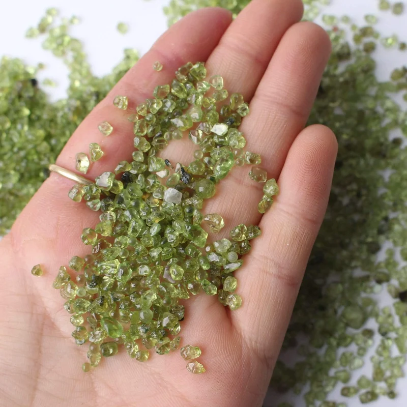 1 Satz / 40 Stücke Natürlichen Kristall Wishing Flaschen Edelstein Natürlichen Quarz Chip Kies Reiki Geburtstagsgeschenk Mit einer Box