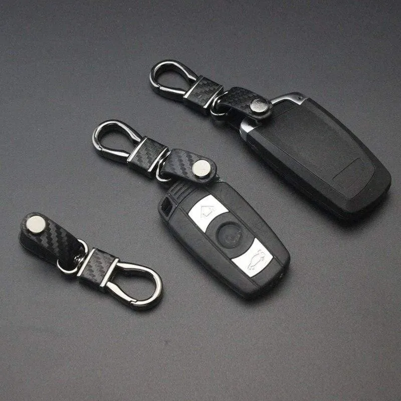 1 Stück Hochwertiger Schlüsselanhänger aus Kohlefaser-Metall Schlüsselanhänger Für BMW E46 E52 E53 E60 E90 F01 F20 F10 F30 F15 X1 X3 X5 X6 Autoteile