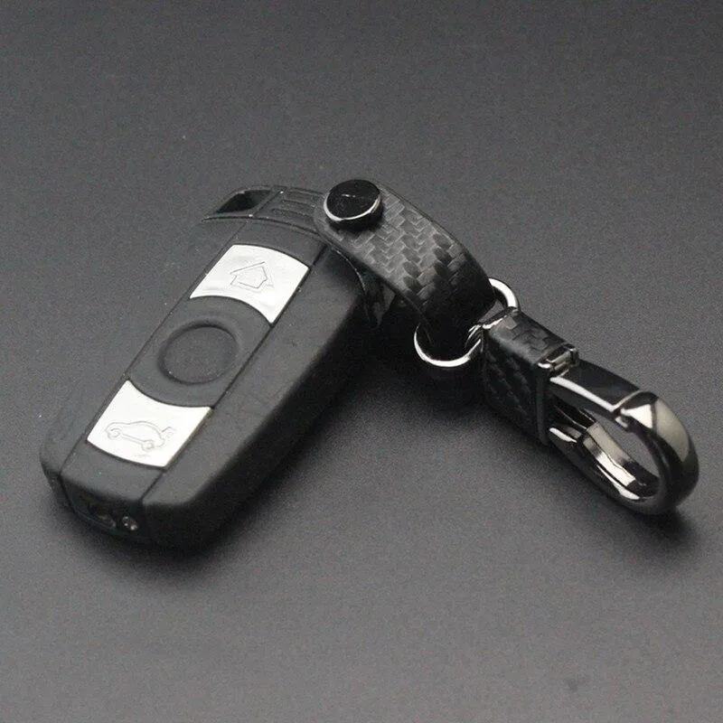 1 Stück Hochwertiger Schlüsselanhänger aus Kohlefaser-Metall Schlüsselanhänger Für BMW E46 E52 E53 E60 E90 F01 F20 F10 F30 F15 X1 X3 X5 X6 Autoteile