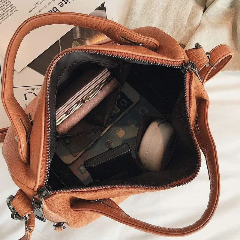 Mode Frauen Top-griff Taschen mit Nieten Kleine Vintage Motorrad Tragetaschen Sac 2019 Hohe Qualität Leder Weibliche Schulter tasche