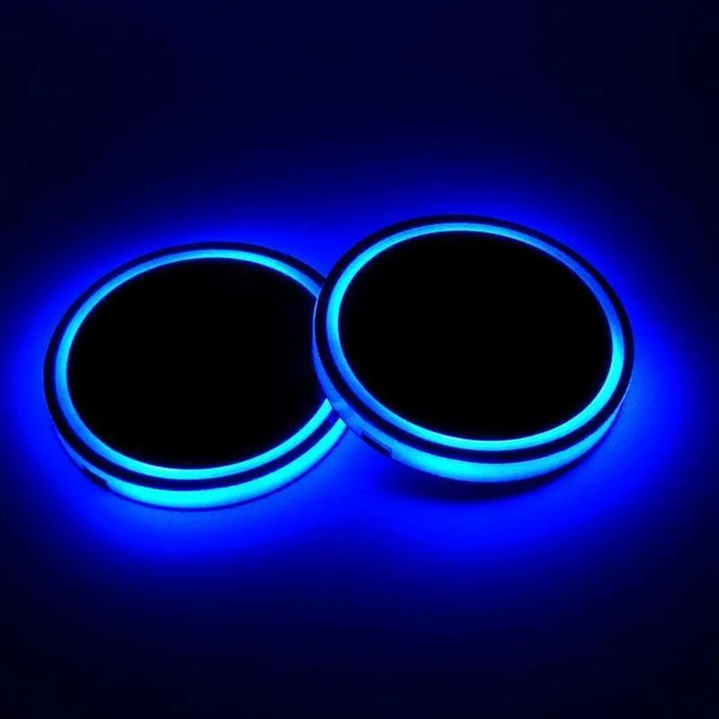 2X Auto LED Licht Getränkehalter Kfz Innenraum USB Bunte Atmosphäre Lichter Lampe Getränkehalter Rutschfeste Matte Auto Produkte