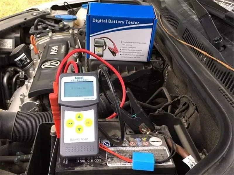 MICRO-200 Autobatterie-Kapazitätstester Batterietester 12V Fahrzeug Digitaler Batterieanalysator Auto CCA 30-200Ah Tragbar