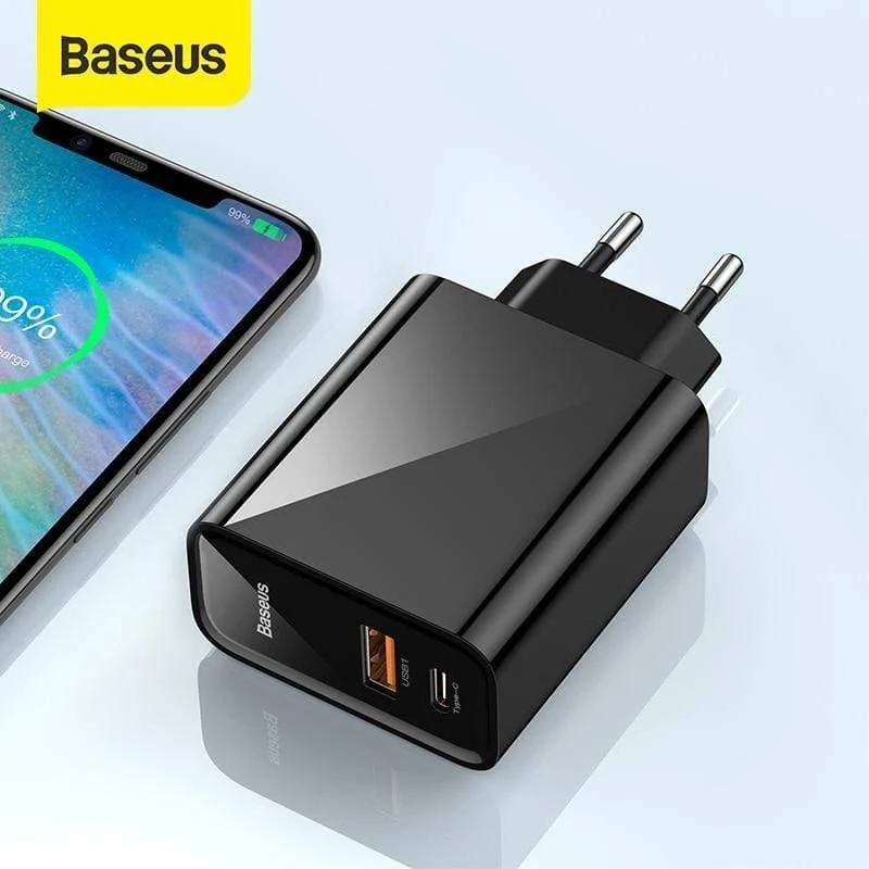 Baseus Dual USB Schnellladegerät 30W Unterstützung Schnellladung 4.0 3.0 Telefonladegerät Tragbares USB C PD Ladegerät QC 4.0 3.0 ForXiaomi