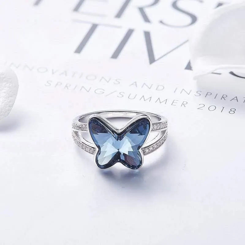 Ring aus 925er-Silber, verziert mit Kristallen von Swarovski. Damenringe, modischer Schmetterlings-Schmuckring, edler Schmuck, Charm-Geschenke