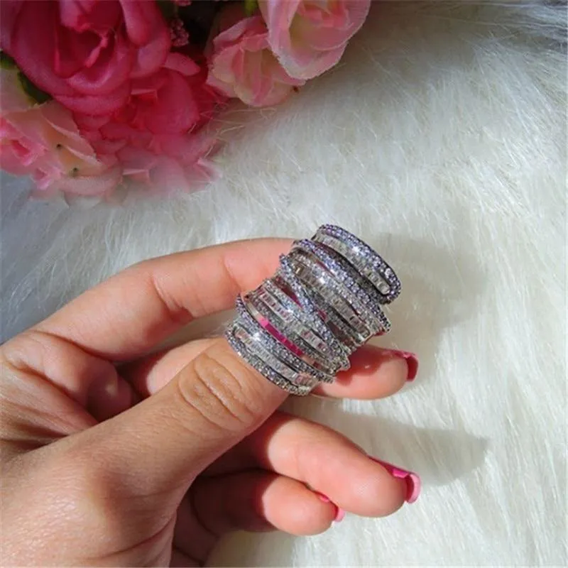 925 Sterling Silber Cocktailringe Fingerschmuck Pavé-Fassung voller quadratischer T-Ring mit simuliertem Diamant-Edelstein für Frauen