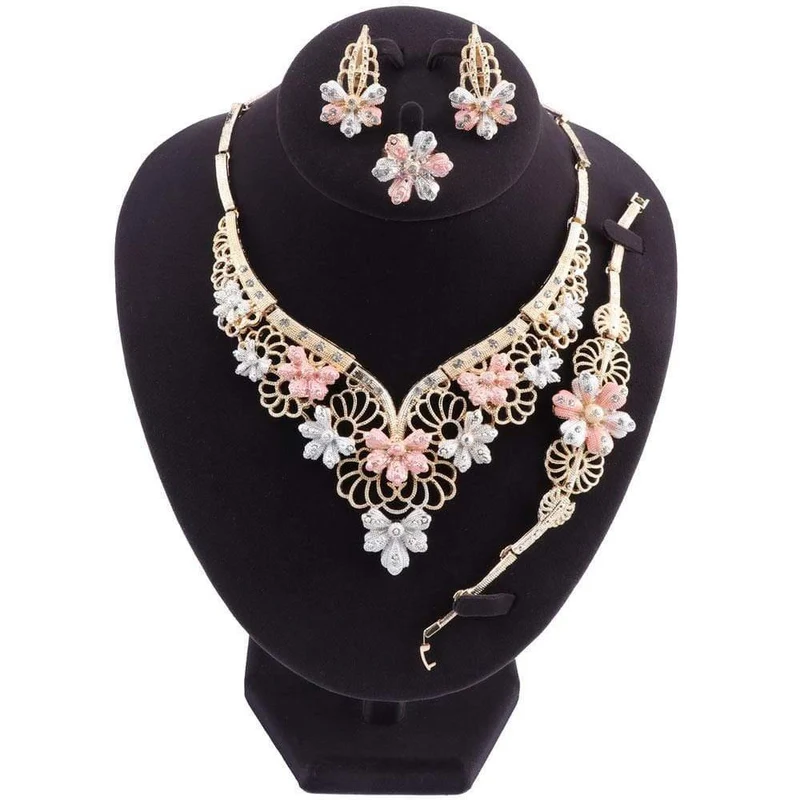 Schmuckset Blumenförmige Marke Dubai Goldfarbenes Schmuckset Nigerianisches Hochzeitsfrauen-Accessoires Schmuckset