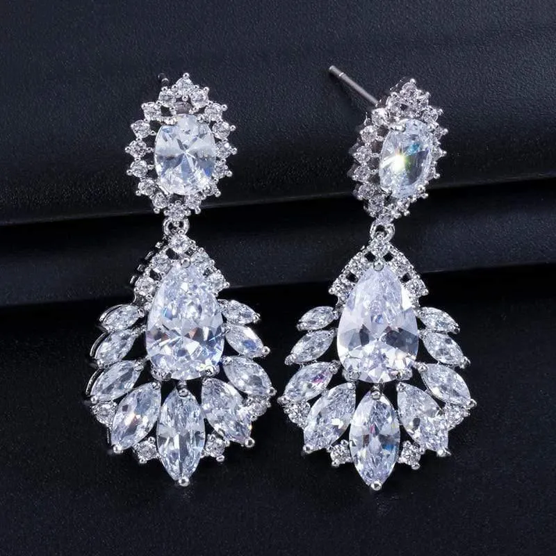 Eleganter Kronleuchter, AAA + Zirkonia, langer, großer Kristall-Braut-Ohrring für Hochzeitsschmuck, CZ202