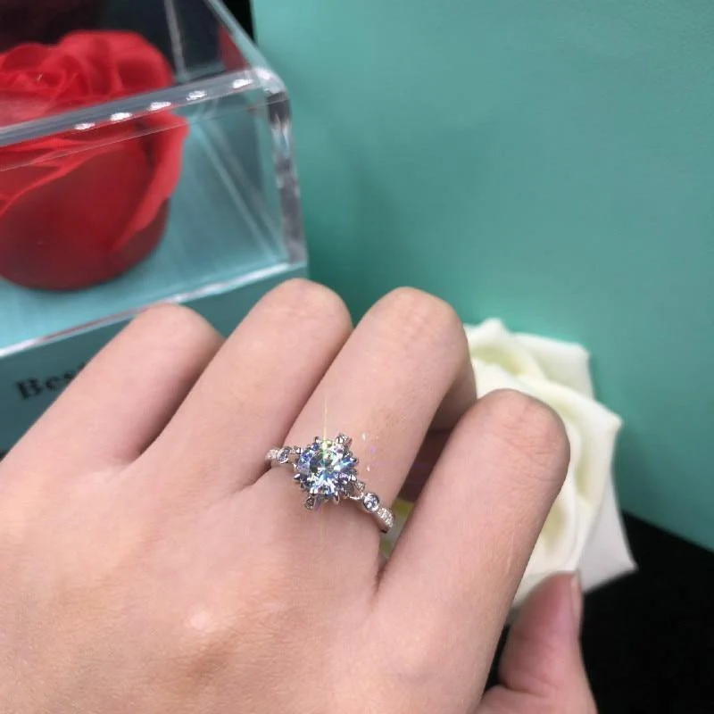 1ct Karat Simulierte Moissanit Verlobungsringe für Frauen Blume Weibliche Hochzeit Ring S925 Sterling Splitter Schmuck