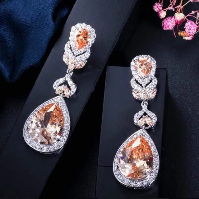 Wassertropfenförmige, kubische Zirkonia-Kristalle, lange Brautohrringe, luxuriöser Hochzeitsschmuck für Bräute, CZ166