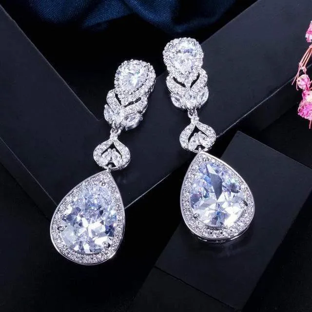 Wassertropfenförmige, kubische Zirkonia-Kristalle, lange Brautohrringe, luxuriöser Hochzeitsschmuck für Bräute, CZ166