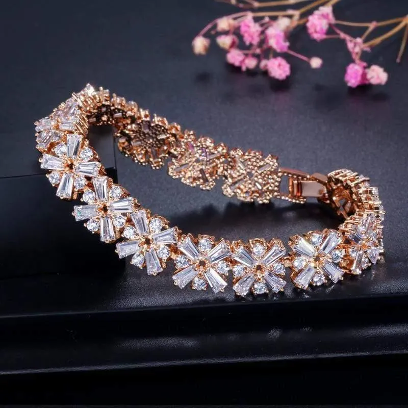 Frauen Modeschmuck Wunderschöne Silber Farbe Frühlingsblume Zirkonia Verbunden Tennis Armband für Hochzeit CB010
