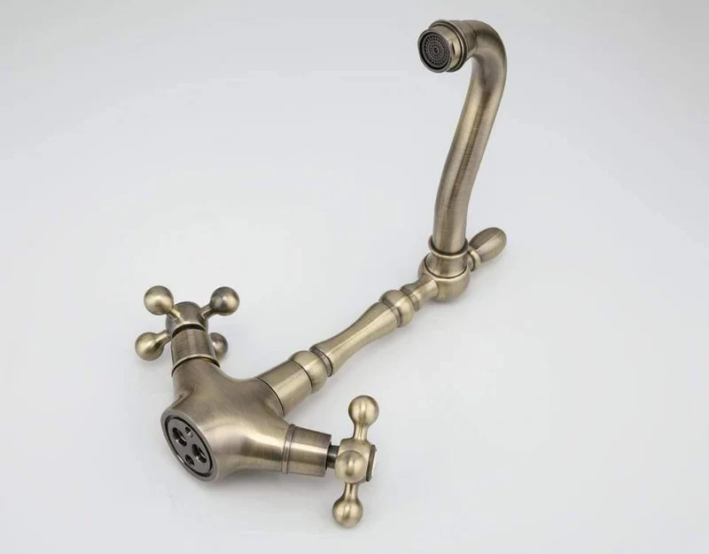 Küchenarmaturen Antike Messing Waschbecken Wasserhahn Auslauf Doppelkreuzgriff 360 Grad Swivel Bad Waschbecken Mischbatterie F4019-4