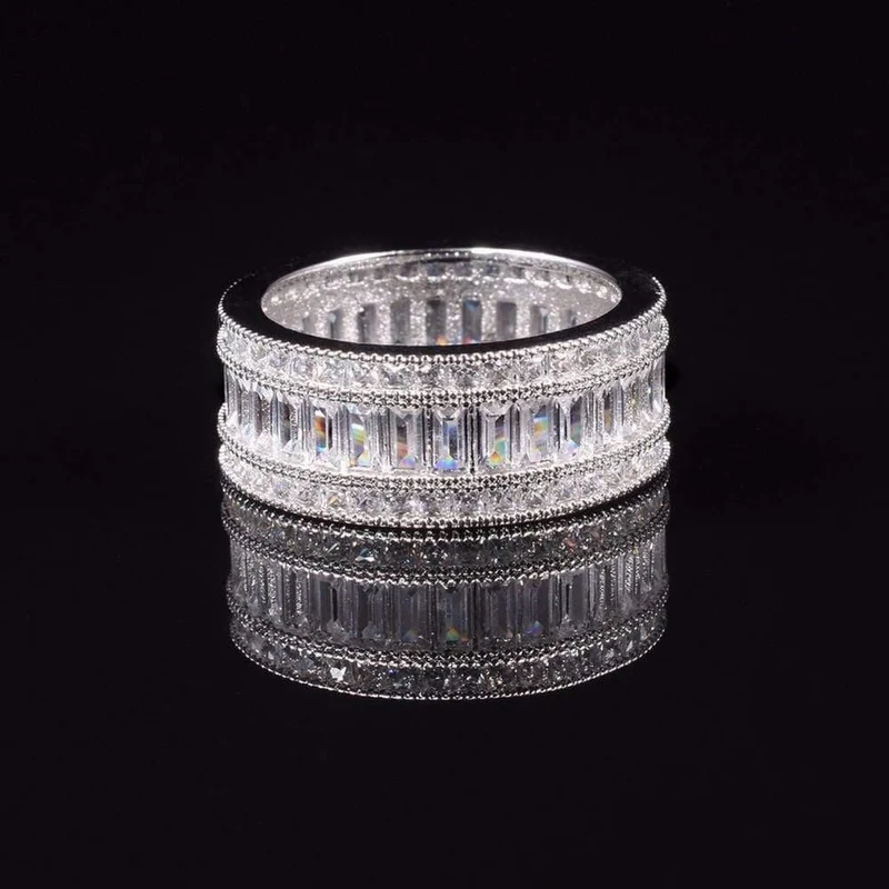 Ring aus 925er-Sterlingsilber mit Edelsteinen, leuchtender quadratischer, vollständig simulierter Diamantring für den Finger als Geschenk für Frauen