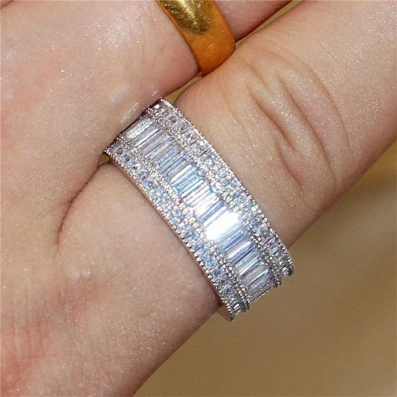 Ring aus 925er-Sterlingsilber mit Edelsteinen, leuchtender quadratischer, vollständig simulierter Diamantring für den Finger als Geschenk für Frauen