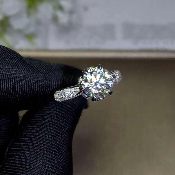 Moissanit, 925er Silber, modisches Design, kräftige Feuerfarbe, Diamant, hohe Härte 1.5 ct