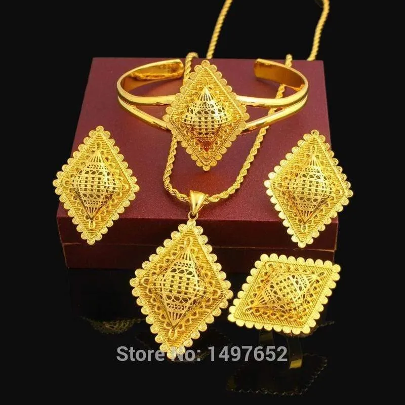 Schmuck Set 24K Gold Farbe Halskette / Anhänger / Ohrring / Ring / Armreif afrikanische Braut Hochzeit Set