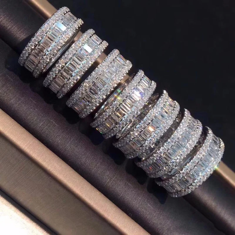 Ring aus 925er-Sterlingsilber mit Edelsteinen, leuchtender quadratischer, vollständig simulierter Diamantring für den Finger als Geschenk für Frauen
