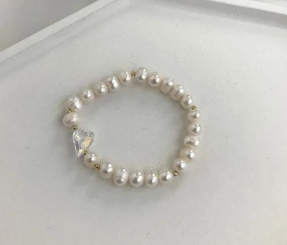 Koreanische neue runde Schnalle herzförmige natürliche Perle Vergoldung Armbänder für Frauen Mädchen Partei Schmuck Geschenke