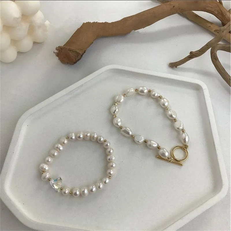 Koreanische neue runde Schnalle herzförmige natürliche Perle Vergoldung Armbänder für Frauen Mädchen Partei Schmuck Geschenke