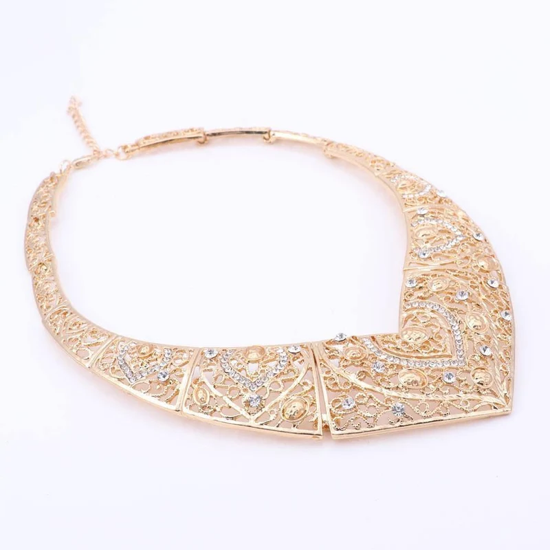 Hochzeit Braut Kostüm Schmuck Sets Dubai Indische Gold Farbe Herzförmige Halskette Ohrringe Ring Sets Für Frauen