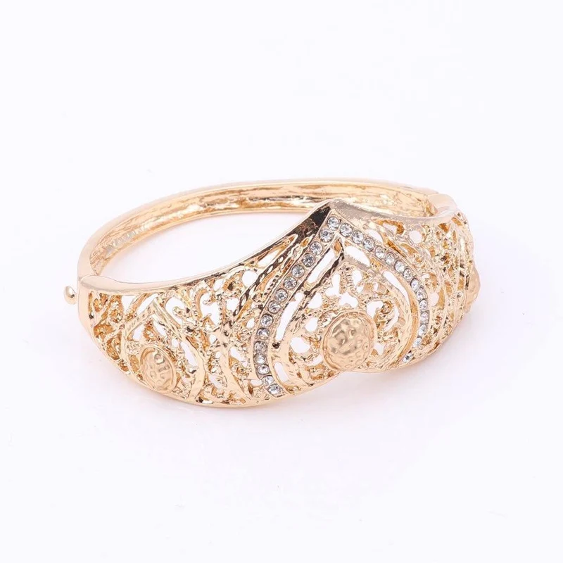 Hochzeit Braut Kostüm Schmuck Sets Dubai Indische Gold Farbe Herzförmige Halskette Ohrringe Ring Sets Für Frauen