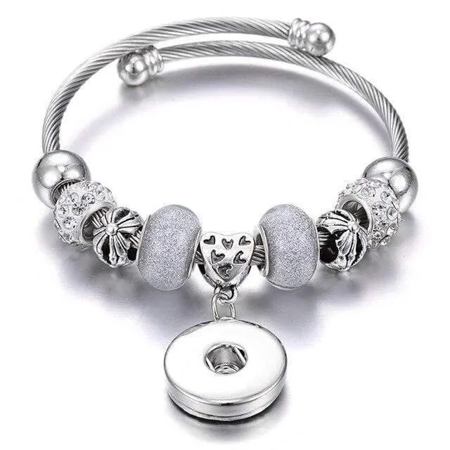 Armbänder für 18-mm-Druckknöpfe, Schmuck, elastisch, silberfarbene Perlen, Druckknopf-Armband, Armreifen, passend für Druckknöpfe, Schmuck-Charms-Armband