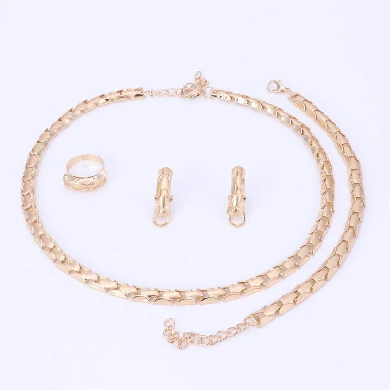 Schmuck-Set Exquisite Flash Dubai Gold Farbe Halskette Sets Nigerianischen Hochzeit Braut Günstige Großhandel