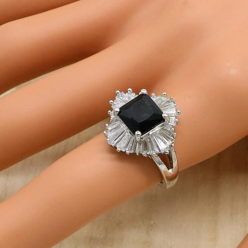 Schwarzes Zirkonia-Silber-Schmuckset für Damen, Armband, Halskette, Anhänger, Ohrringe, Ring, Geburtstag, Hochzeit, Schmuck