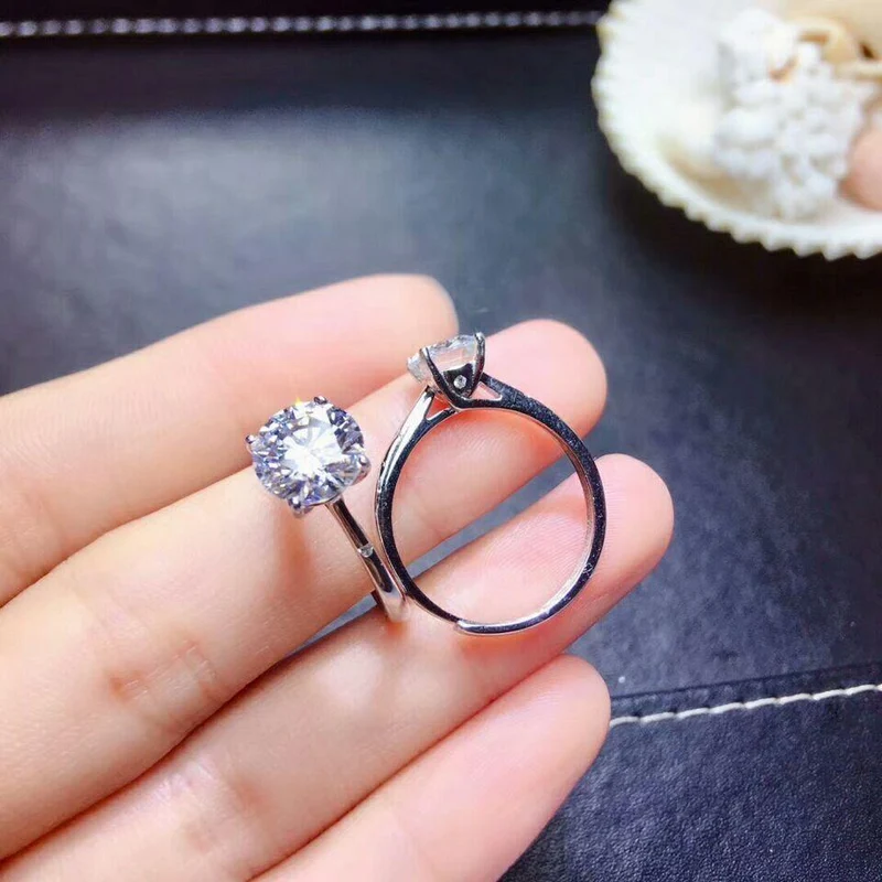 Moissanite Edelstein 4 Klaue Einfache Diamantring für Frauen Echte 925 Sterling Silber Charme Edlen Hochzeitsschmuck