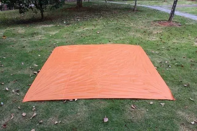 Outdoor Picknickdecke Wasserdichte tragbare Picknickmatte Bodenmatratze Outdoor Camping Stranddecken