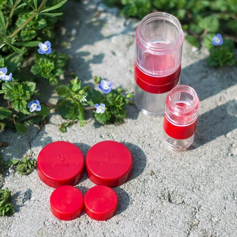 2pcs BBQ Kochen Caster Outdoor Camping Salz Pfeffer Gewürz Flasche Kochgeschirr Besteck Picknick Aroma Container Box