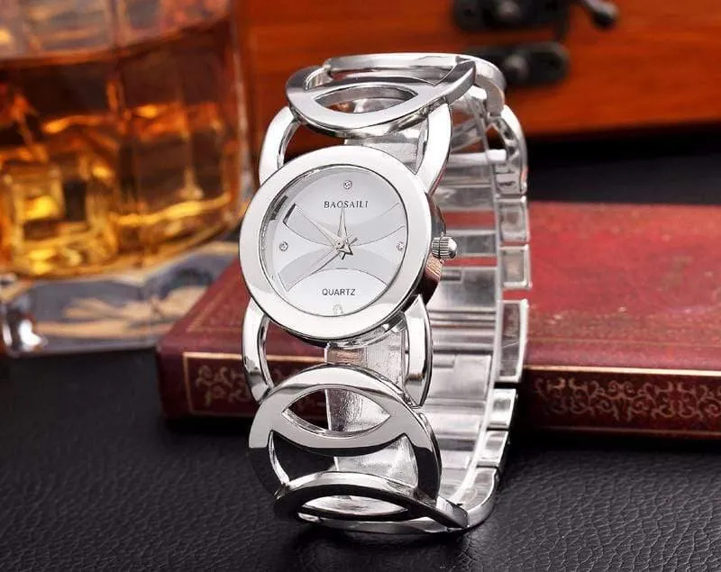 Gold überzogene Kreis-Bügel-Edelstahl-Rückseite, die Frauen-Armband-Uhr-Art- und Weisearmbanduhr shinning ist