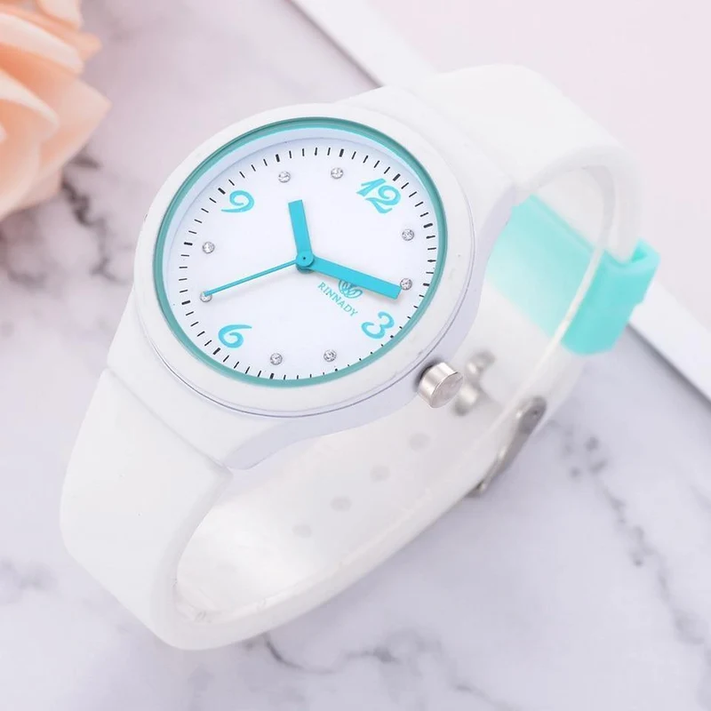 Uhren für Frauen einfache weiße Sport kreative Candy Farbe Sport Uhr Relogio Feminino LS1086