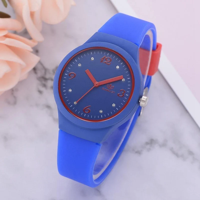 Uhren für Frauen einfache weiße Sport kreative Candy Farbe Sport Uhr Relogio Feminino LS1086