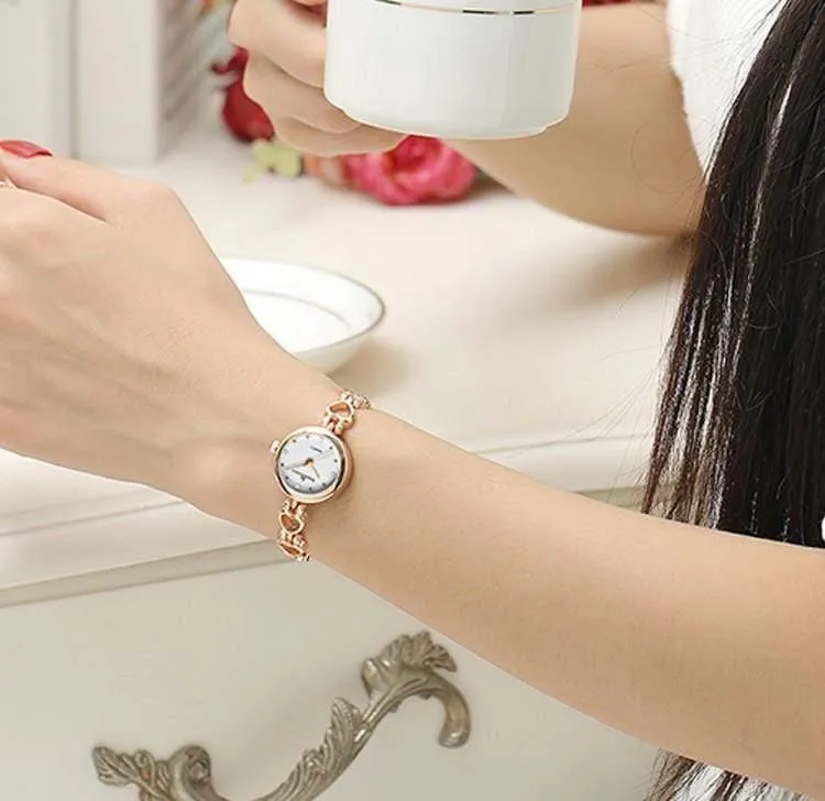 Uhr Damen Armband Gold Strass Damen Quarzuhr Wasserdicht Stoßfest mit Original Geschenkbox