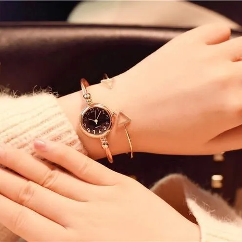 Damenuhren, beliebte Marke, einfache Zahlen-Armbanduhr, Retro-Damen-Quarz-Armbanduhr, Orologio Donna
