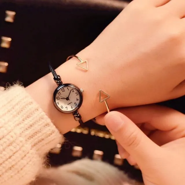 Damenuhren, beliebte Marke, einfache Zahlen-Armbanduhr, Retro-Damen-Quarz-Armbanduhr, Orologio Donna