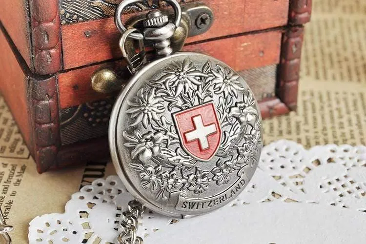 Rotes kreuz hohl hand wind mechanische taschenuhr klassische männer und frauen bronze ton für geburtstagsgeschenk
