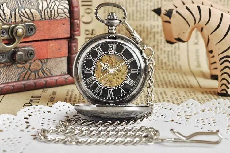 Rotes kreuz hohl hand wind mechanische taschenuhr klassische männer und frauen bronze ton für geburtstagsgeschenk
