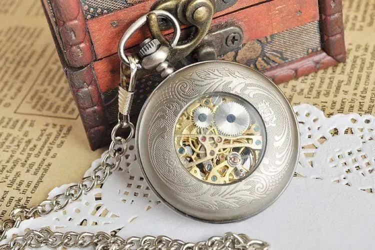 Rotes kreuz hohl hand wind mechanische taschenuhr klassische männer und frauen bronze ton für geburtstagsgeschenk