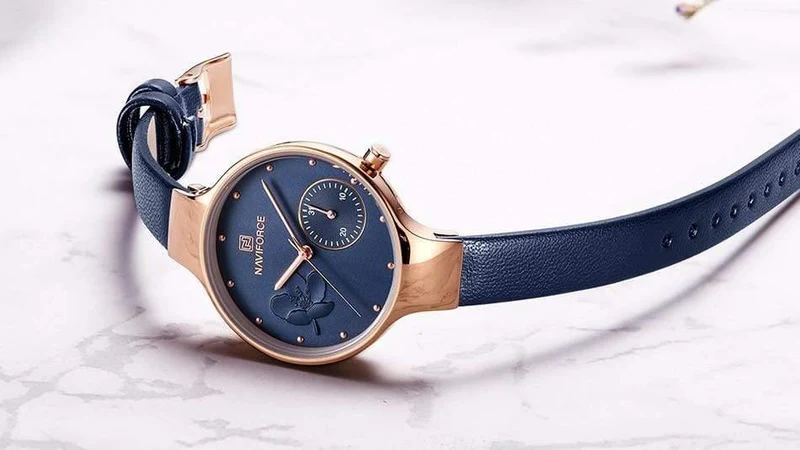 Frauen Uhren Top Marke Luxus Mode Weibliche Quarz Armbanduhr Damen Leder Wasserdichte Uhr Mädchen Relogio Feminino