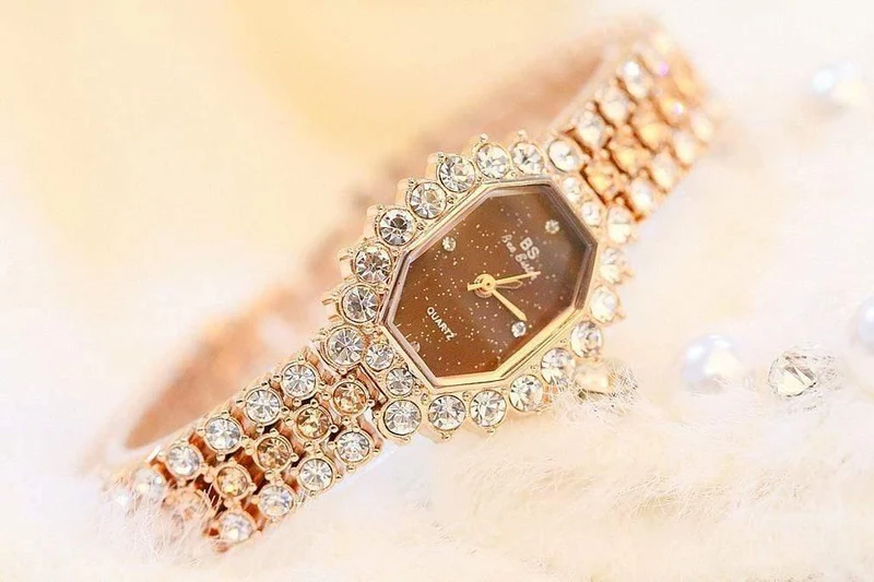 Frauen Uhren Diamant Berühmte Marke Elegante Kleid Quarz Uhren Damen Strass Armbanduhr Relogios femininos
