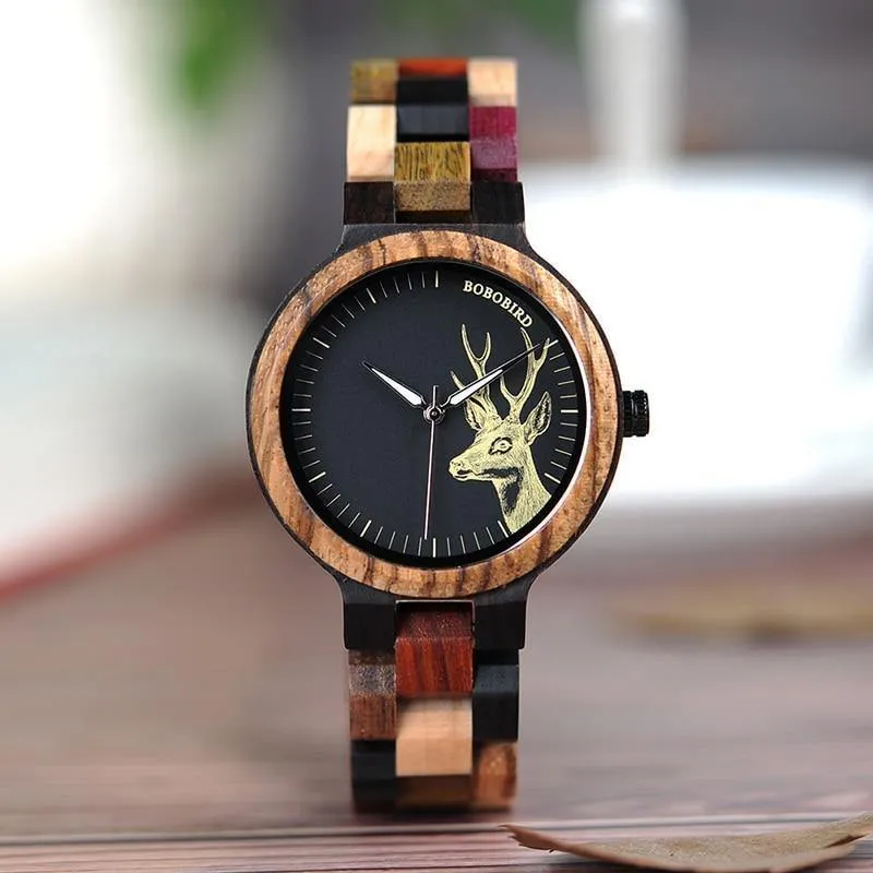 Lässige Quarzuhren für Liebhaber, Elch-Design, natürliche Holzuhr für Männer und Frauen mit buntem Holzarmband in Geschenkbox