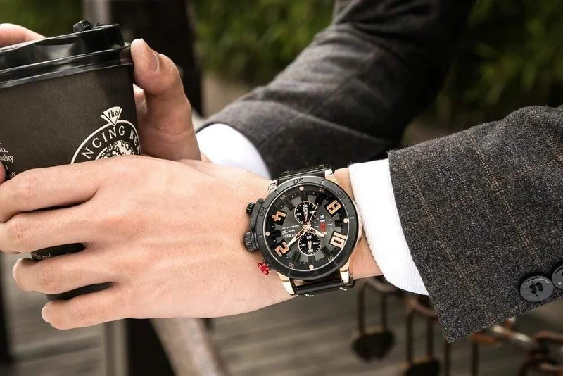 Herrenuhren Mode Chronograph Quarz Digital Armbanduhr CURREN Lederarmbanduhr mit wasserdichter 30M Reloj Hombre