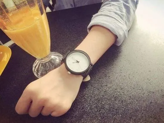 Mode Casual Uhr Männer Frauen Quarz Uhr Leder BGG Marke Liebhaber Armbanduhren orologio Stunden